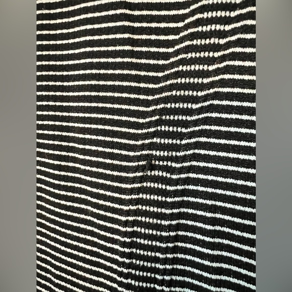 Lululemon Swiftly Tech Long Sleeve Tee - Picture 3 of 3